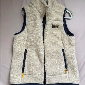 L.L. Bean womens Cream Fleece Vest